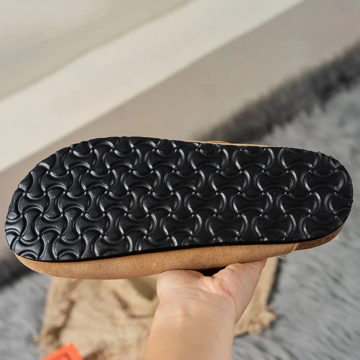 Comwarm Fur Lined Clogs for Women Men Winter Fuzzy Cork Slippers Fur Cork Mules Short Plush House Cork Shoes Winter Zuecos Mujer