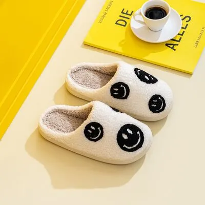 Melody Smiley Face Slippers- Black & White