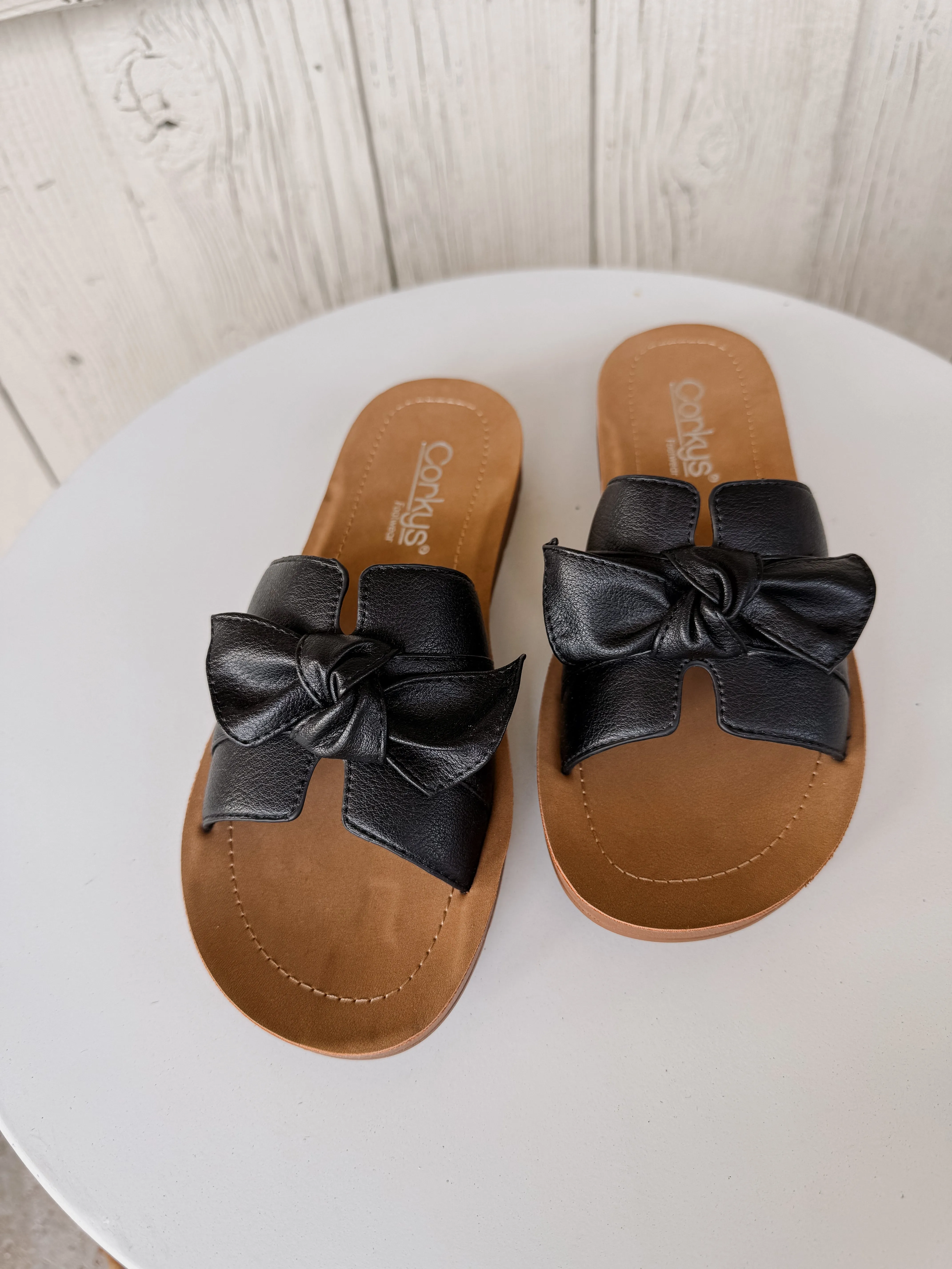 Rock The Bowt Sandal Black