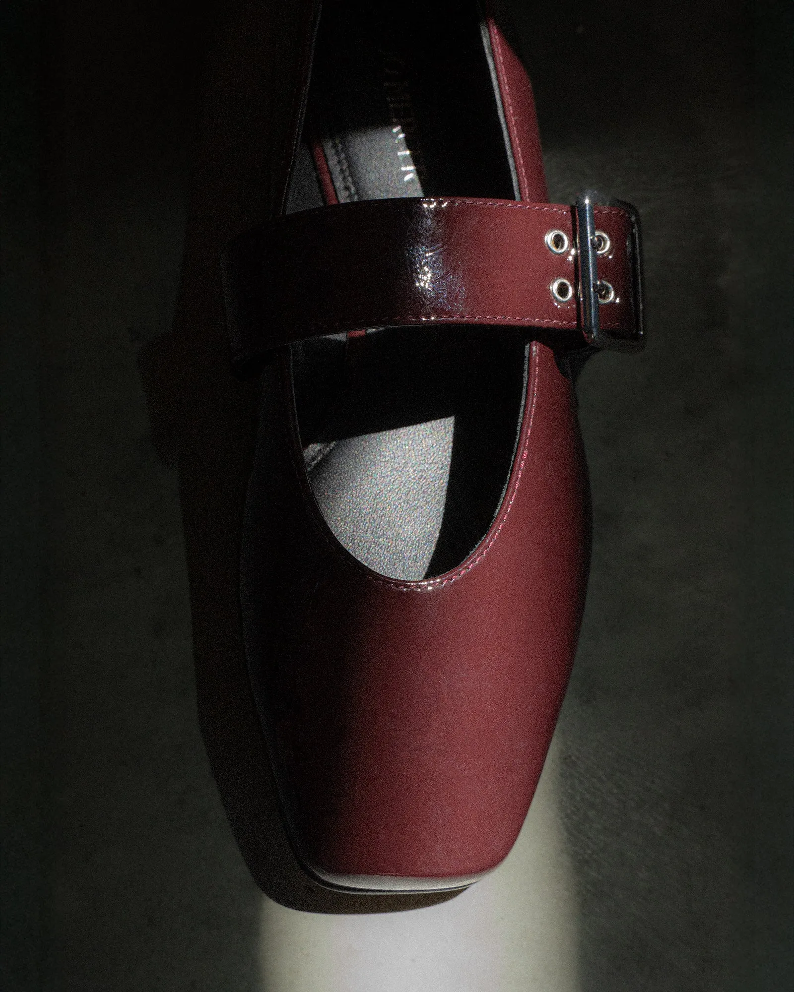 SARAH CASUAL FLATS MERLOT CRINKLE PATENT