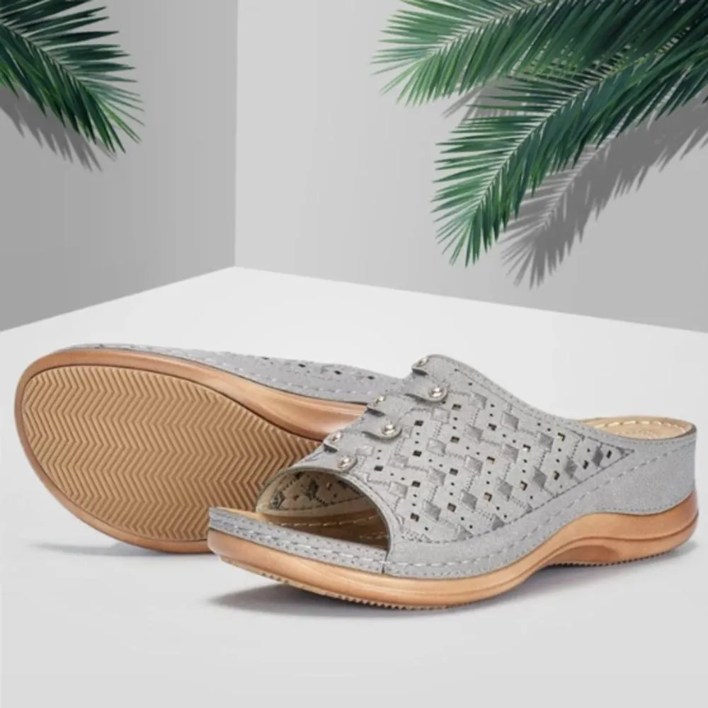 Simple and comfortable sandals